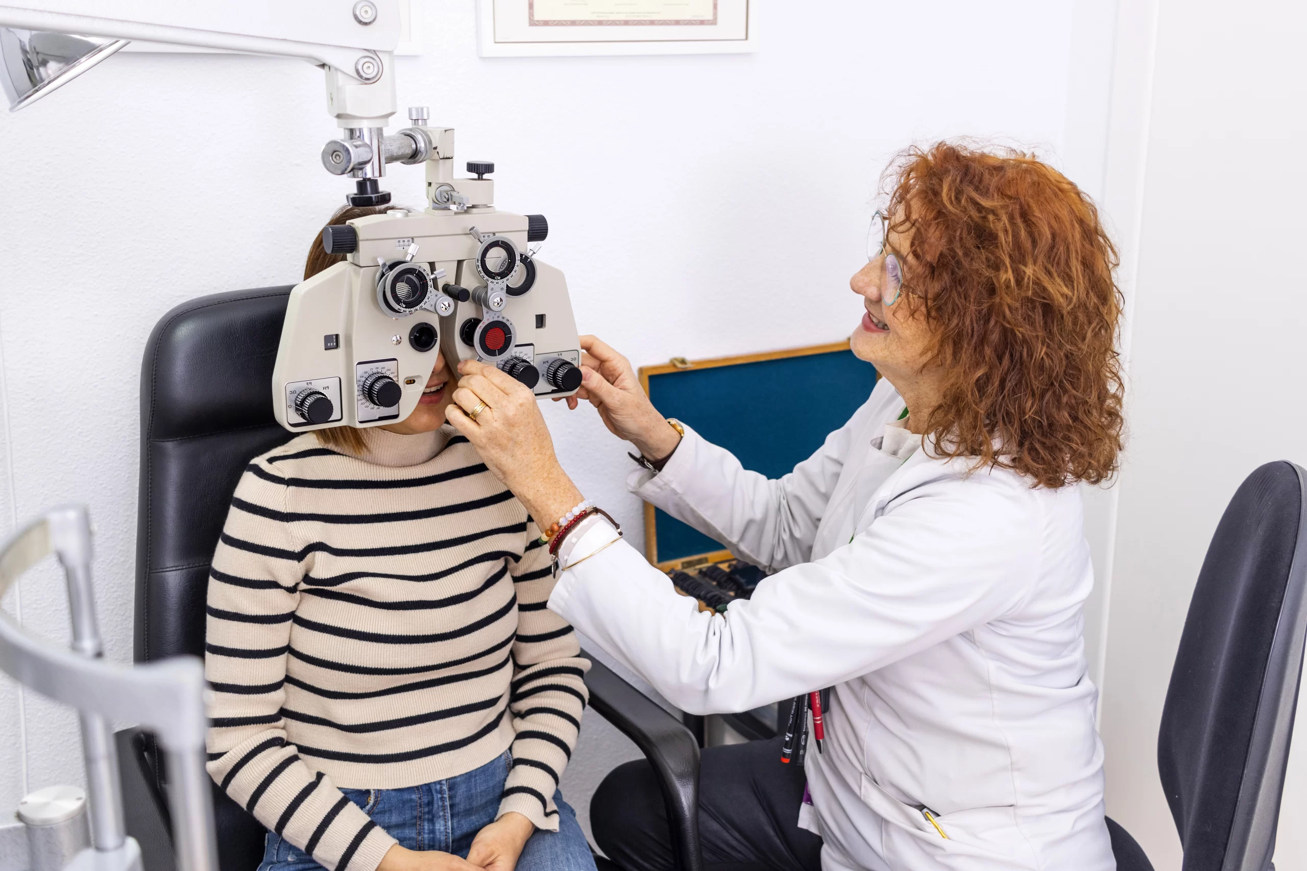 optician and optometrist eye doctor and patient a 2023 11 27 05 19 02 utc scaled 1